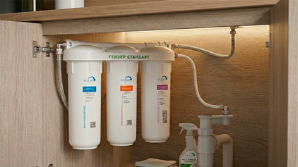 Гейзер «Стандарт для жёсткой воды»: честный обзор трёхступенчатого фильтра под мойку